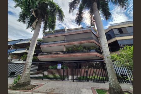 Apartamento à venda com 350m², 4 quartos e 2 vagasFachada