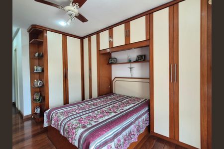 Apartamento à venda com 350m², 4 quartos e 2 vagasSuíte 2