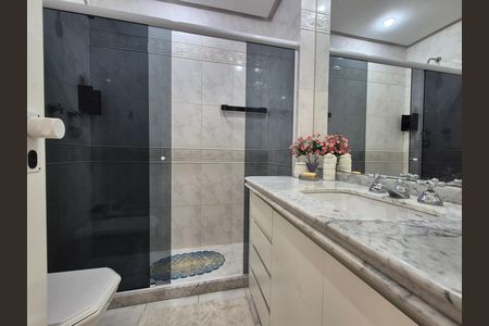 Apartamento à venda com 350m², 4 quartos e 2 vagasBanheiro Suíte 2