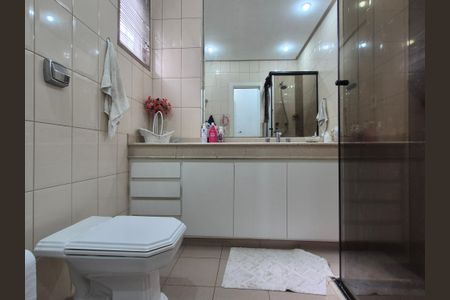 Apartamento à venda com 350m², 4 quartos e 2 vagasBanheiro Suíte 1