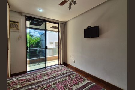 Apartamento à venda com 350m², 4 quartos e 2 vagasSuíte 2