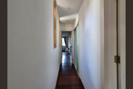 Apartamento à venda com 350m², 4 quartos e 2 vagasCorredor