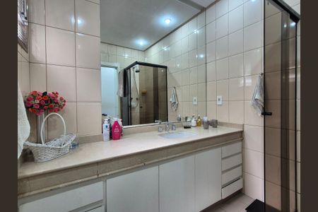 Apartamento à venda com 350m², 4 quartos e 2 vagasBanheiro Suíte 1