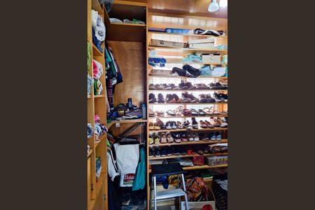 Apartamento à venda com 68m², 2 quartos e 1 vagaCloset do quarto 2