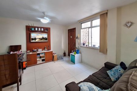 Apartamento à venda com 68m², 2 quartos e 1 vagaSala