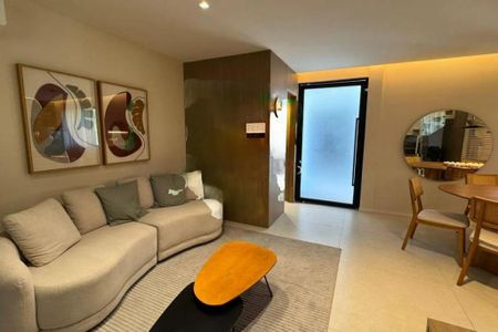 Casa à venda com 3 quartos, 90m² em Vargem Pequena, Rio de Janeiro