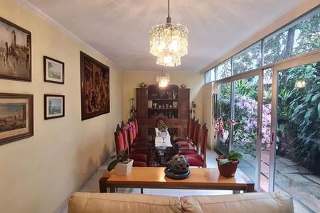 Casa à venda com 4 quartos, 420m² em Indianópolis, São Paulo