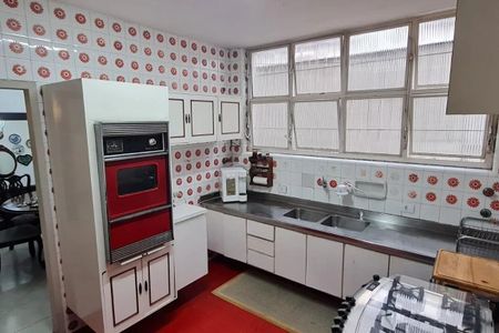 Casa à venda com 4 quartos, 420m² em Indianópolis, São Paulo