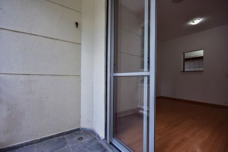 Apartamento para alugar com 55m², 2 quartos e 1 vagaVaranda