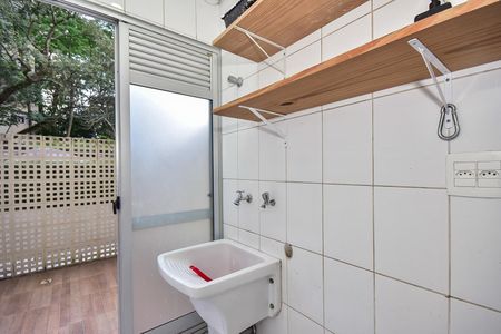 Apartamento para alugar com 55m², 2 quartos e 1 vagaÁrea de Serviço 