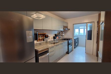 Apartamento à venda com 121m², 3 quartos e 2 vagasCozinha 