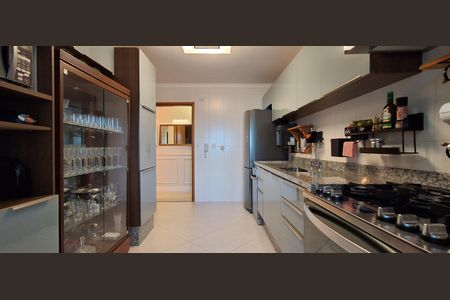 Apartamento à venda com 121m², 3 quartos e 2 vagasCozinha 