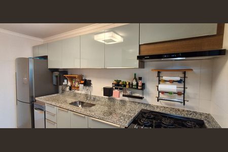 Apartamento à venda com 121m², 3 quartos e 2 vagasCozinha 