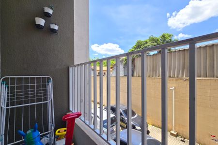 Apartamento à venda com 56m², 2 quartos e 1 vaga Apartamento à venda com 56m², 2 quartos e 1 vagaSacada