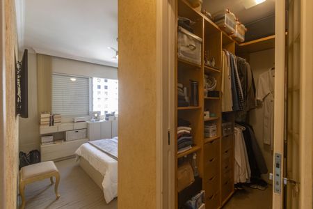 Apartamento à venda com 91m², 3 quartos e 1 vagaQuarto 2