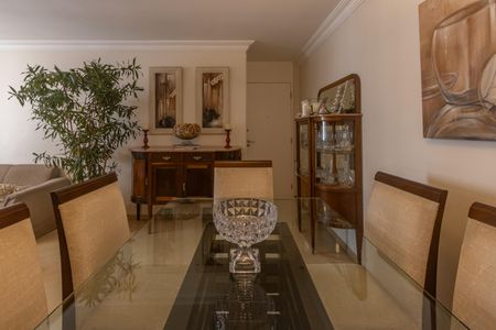 Apartamento à venda com 91m², 3 quartos e 1 vagaSala