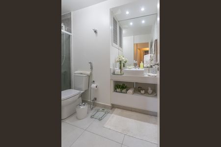 Apartamento à venda com 91m², 3 quartos e 1 vagaBanheiro Corredor