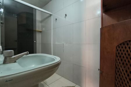 Apartamento para alugar com 65m², 2 quartos e 1 vaga Apartamento para alugar com 65m², 2 quartos e 1 vagaBanheiro Social
