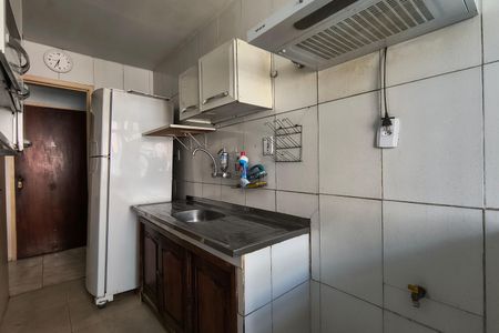 Apartamento para alugar com 65m², 2 quartos e 1 vaga Apartamento para alugar com 65m², 2 quartos e 1 vagaCozinha - Armários