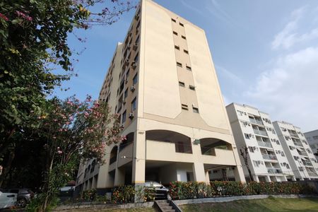 Apartamento para alugar com 65m², 2 quartos e 1 vaga Apartamento para alugar com 65m², 2 quartos e 1 vagaFachada do Prédio