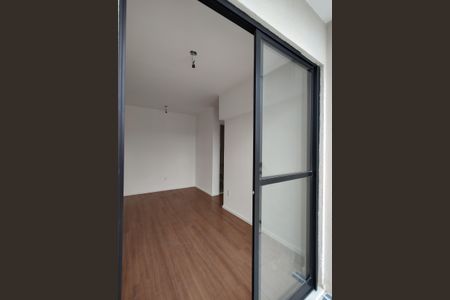 Apartamento para alugar com 45m², 2 quartos e 1 vagaVaranda