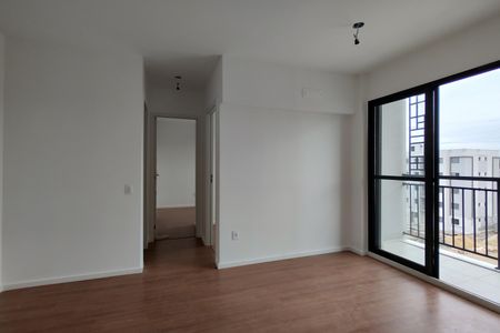 Sala de apartamento para alugar com 2 quartos, 45m² em Barra Olímpica, Rio de Janeiro