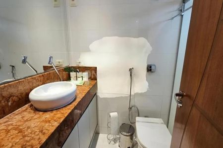 Apartamento à venda com 308m², 4 quartos e 2 vagas