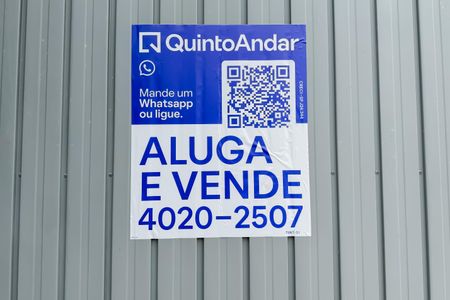 Casa à venda com 65m², 1 quarto e 2 vagas Casa à venda com 65m², 1 quarto e 2 vagasPlaquinha