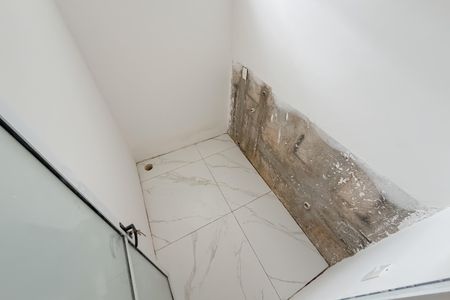 Casa à venda com 65m², 1 quarto e 2 vagas Casa à venda com 65m², 1 quarto e 2 vagasCozinha e Área de Serviço