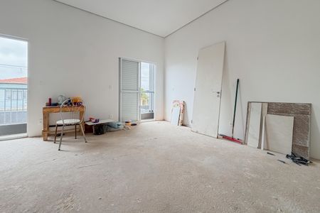 Casa à venda com 65m², 1 quarto e 2 vagas Casa à venda com 65m², 1 quarto e 2 vagasSuíte