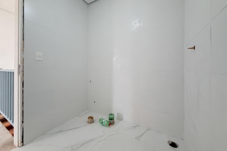 Casa à venda com 65m², 1 quarto e 2 vagas Casa à venda com 65m², 1 quarto e 2 vagasBanheiro da Suíte