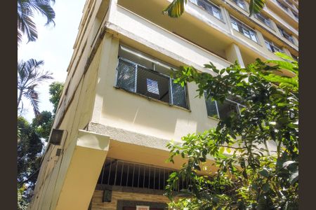Apartamento para alugar com 56m², 2 quartos e 2 vagasPlaquinha