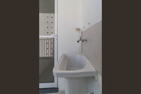 Apartamento à venda com 42m², 2 quartos e sem vaga Apartamento à venda com 42m², 2 quartos e sem vagaÁrea de Serviço