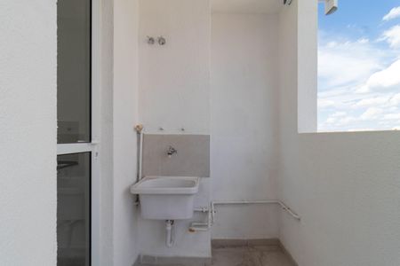 Apartamento à venda com 42m², 2 quartos e sem vaga Apartamento à venda com 42m², 2 quartos e sem vagaÁrea de Serviço