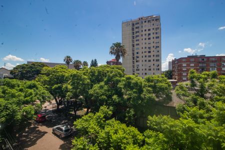 Apartamento para alugar com 100m², 3 quartos e sem vaga Apartamento para alugar com 100m², 3 quartos e sem vagaVista