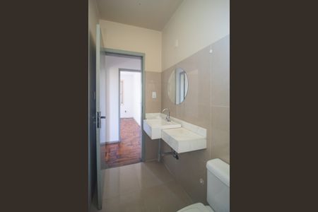 Apartamento para alugar com 100m², 3 quartos e sem vaga Apartamento para alugar com 100m², 3 quartos e sem vagaBanheiro 2