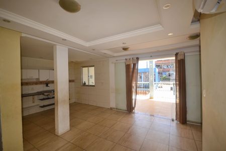 Sala de casa para alugar com 2 quartos, 90m² em Piam, Belford Roxo