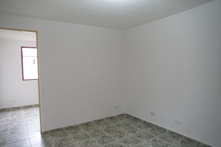 Sala de apartamento para alugar com 2 quartos, 46m² em 07261-400, Guarulhos