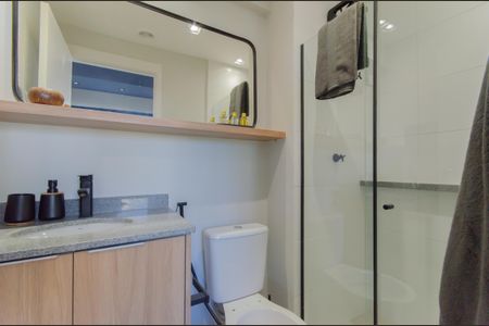 Banheiro de kitnet/studio à venda com 1 quarto, 24m² em Vila Mariana, São Paulo