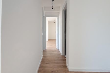 Apartamento à venda com 70m², 2 quartos e 1 vaga Apartamento à venda com 70m², 2 quartos e 1 vagaCorredor