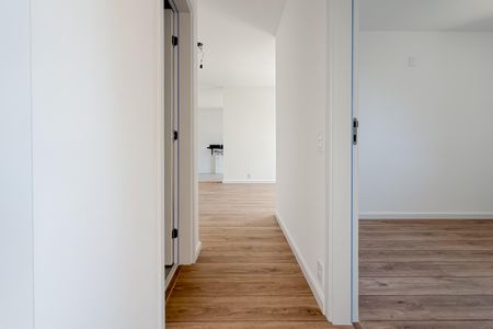 Apartamento à venda com 70m², 2 quartos e 1 vaga Apartamento à venda com 70m², 2 quartos e 1 vagaCorredor