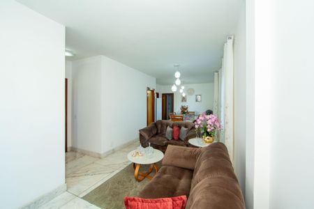 Apartamento à venda com 130m², 4 quartos e 2 vagas Apartamento à venda com 130m², 4 quartos e 2 vagasSALA