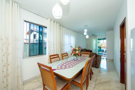 Apartamento à venda com 130m², 4 quartos e 2 vagas Apartamento à venda com 130m², 4 quartos e 2 vagasSALA