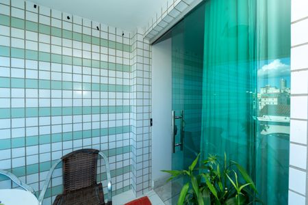 Apartamento à venda com 130m², 4 quartos e 2 vagas Apartamento à venda com 130m², 4 quartos e 2 vagasVARANDA