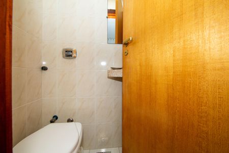 Apartamento à venda com 130m², 4 quartos e 2 vagas Apartamento à venda com 130m², 4 quartos e 2 vagasBANHEIRO3