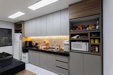 Casa à venda com 360m², 2 quartos e 3 vagasSala/Cozinha