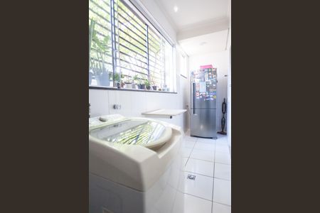 Apartamento para alugar com 99m², 3 quartos e 1 vagaÁrea de Serviço