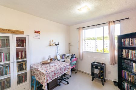 Sala de apartamento para alugar com 2 quartos, 40m² em Cavalhada, Porto Alegre