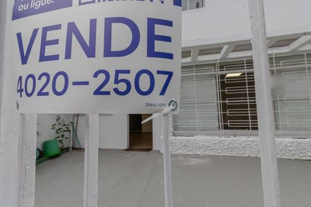 Casa à venda com 180m², 7 quartos e 1 vagaPlaca