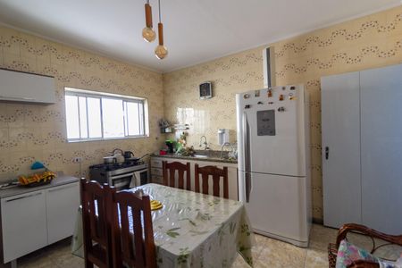 Casa à venda com 250m², 3 quartos e 5 vagasCozinha 1